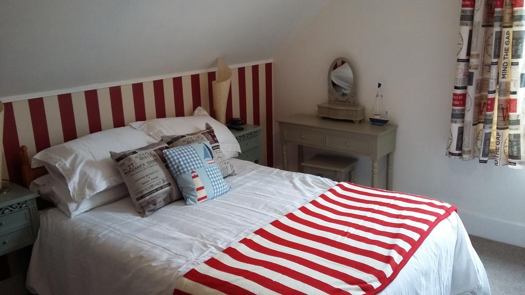 Cambridge House Guest House Eastbourne Værelse billede