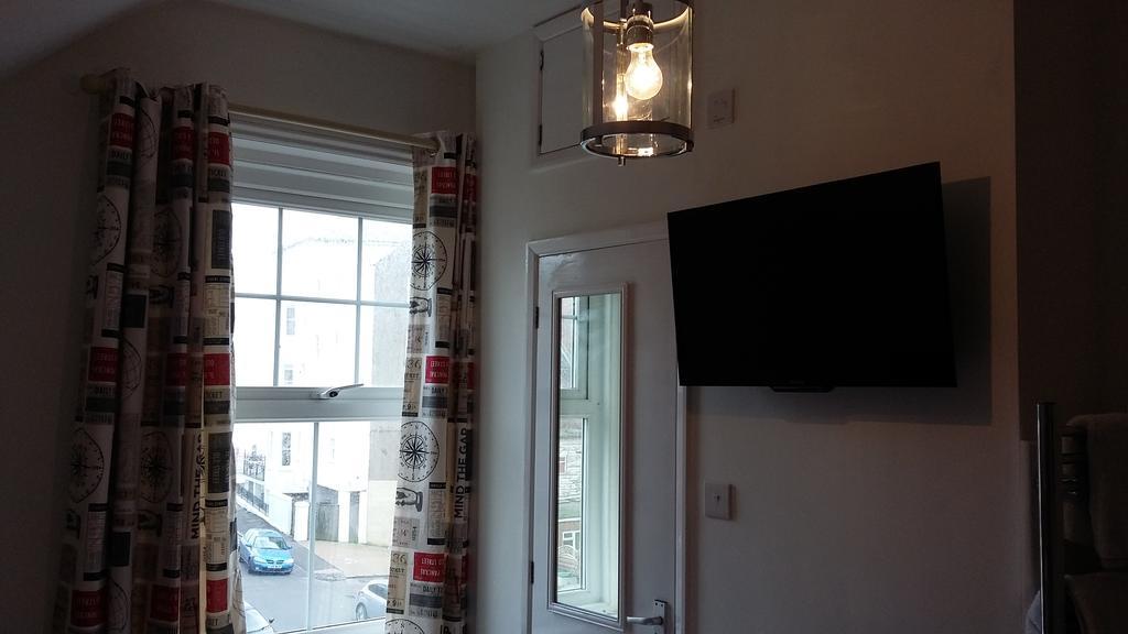 Cambridge House Guest House Eastbourne Værelse billede