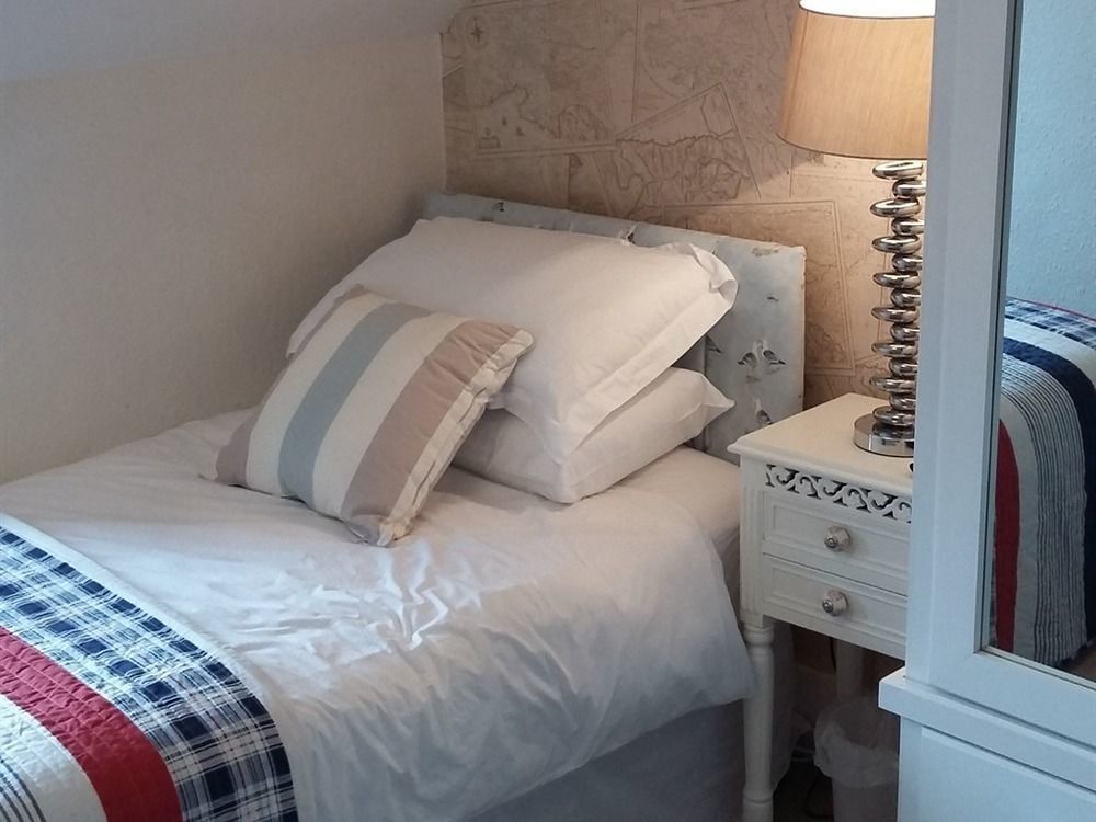 Cambridge House Guest House Eastbourne Eksteriør billede