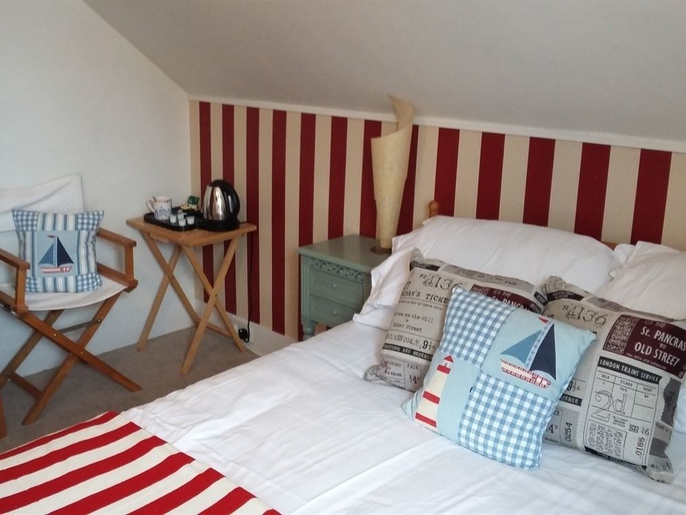 Cambridge House Guest House Eastbourne Eksteriør billede