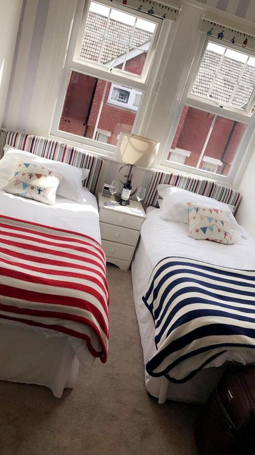 Cambridge House Guest House Eastbourne Eksteriør billede